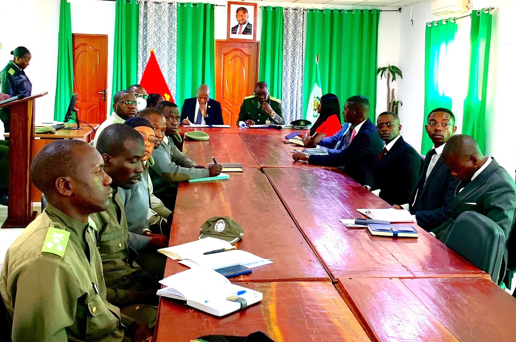 SUB-PROCURADOR GERAL DA PROVÍNCIA VISITA O  ESTABELECIMENTO PENITENCIÁRIO DE MENONGUE
